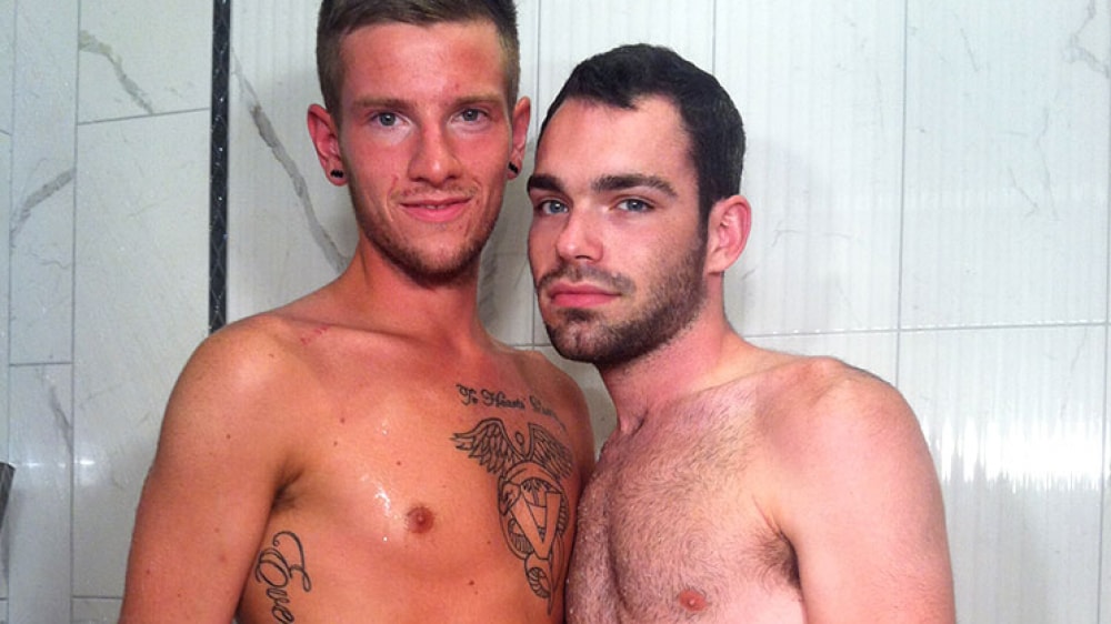 Elliott Vance and Brandon Atkins in Buffalo - Bareback